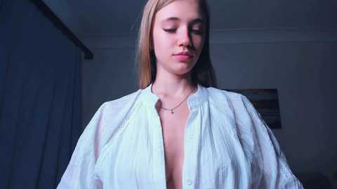 coral_reef @ chaturbate on 20231107