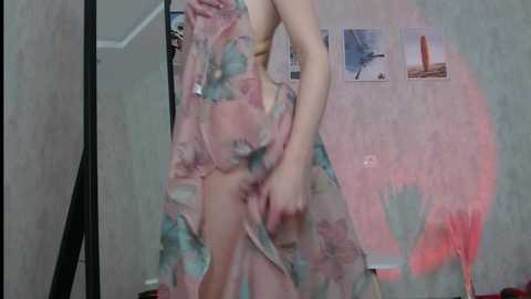 elli_harmon @ chaturbate on 20231108