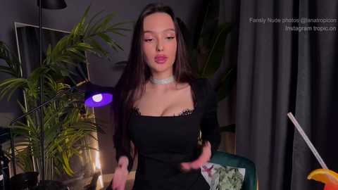 lanatropicon @ chaturbate on 20231110