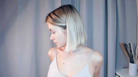 niki_nice @ chaturbate on 20231110
