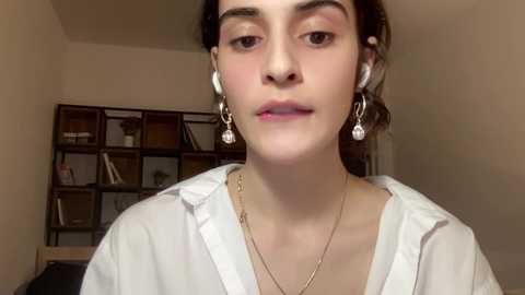 wonderland_stia @ chaturbate on 20231110