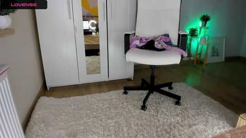 roxy_blue_eyed_ @ chaturbate on 20231113