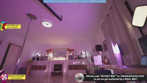 hannahjames710 @ chaturbate on 20231114