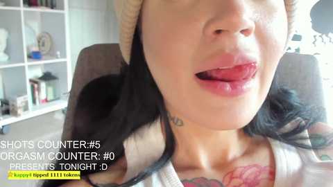 lonelly_lolly98 @ chaturbate on 20231115