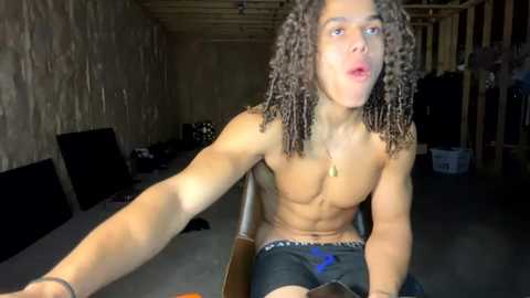 itsmaddmax @ chaturbate on 20231116