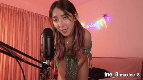 maxine_8 @ chaturbate on 20231116