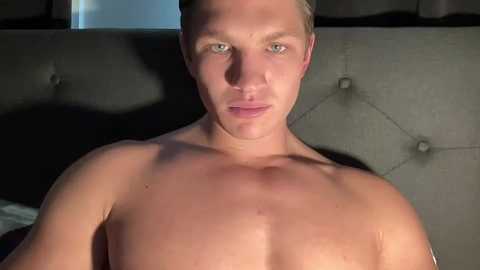 aestheticgod10 @ chaturbate on 20231117