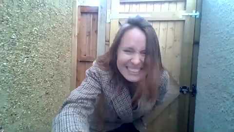 eatmypie69 @ chaturbate on 20231117