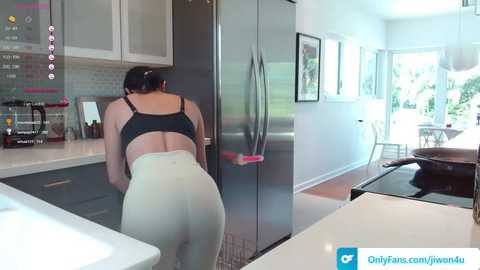 jiwon4u @ chaturbate on 20231117