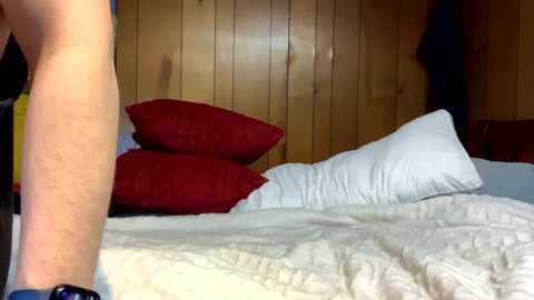 yngcplprism @ chaturbate on 20231117