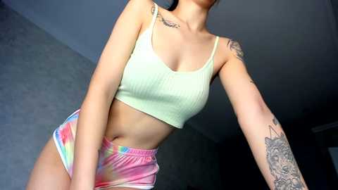 didiactive @ chaturbate on 20231118