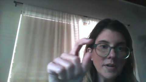 ladyll1 @ chaturbate on 20231118