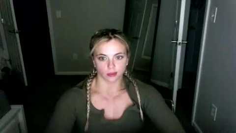 gracieparker @ chaturbate on 20231120