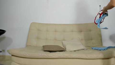 loving_ladies @ chaturbate on 20231121