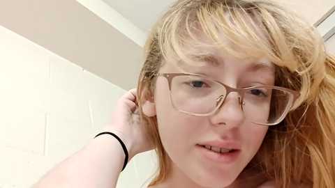 blonde_katie @ chaturbate on 20231122