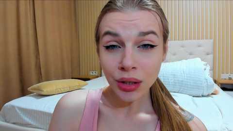 mila_polly_and_forester @ chaturbate on 20231122