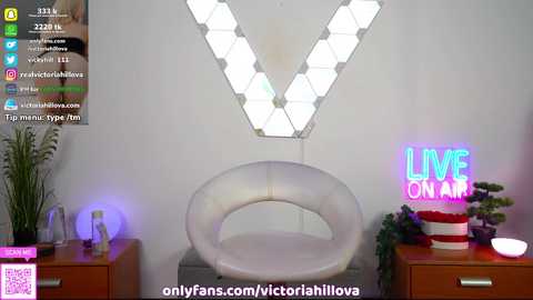 victoriahillova @ chaturbate on 20231122
