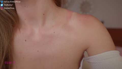 emilia98xxx @ chaturbate on 20231125