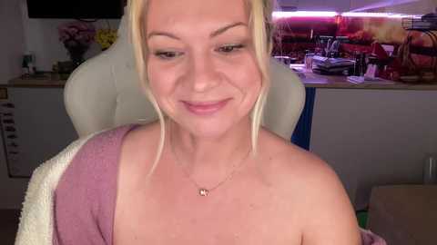 kiradivine @ chaturbate on 20231125
