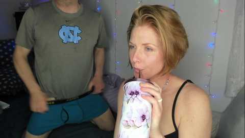 akgingersnaps @ chaturbate on 20231127