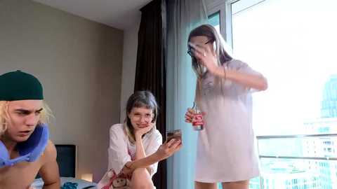 ellie_mcqueen @ chaturbate on 20231128