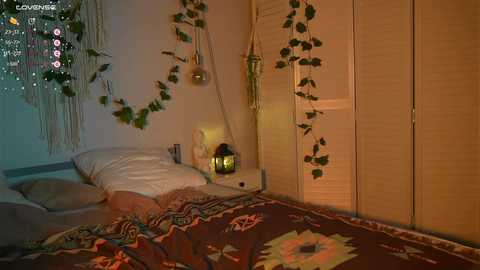 mother__of__dragons @ chaturbate on 20231129