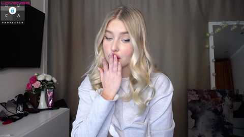 cute18cute @ chaturbate on 20231201