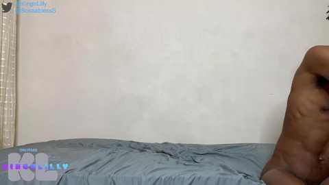 a_kingg @ chaturbate on 20231202