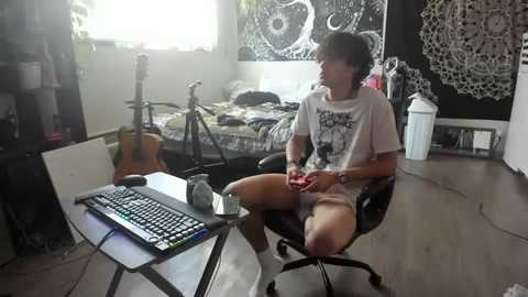 bashful4200 @ chaturbate on 20231204