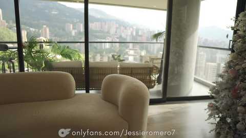 honeyco57 @ chaturbate on 20231204