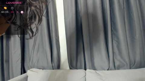 suzannedavise @ chaturbate on 20231205