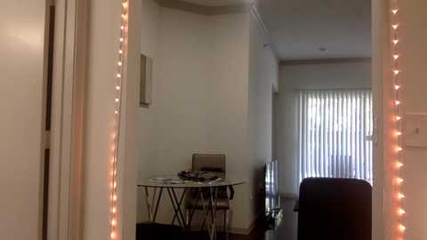 dndo21 @ chaturbate on 20231206