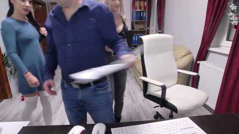 cute00kiara @ chaturbate on 20231208