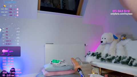 hayleex @ chaturbate on 20231208