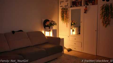 _blackbee_ @ chaturbate on 20231209