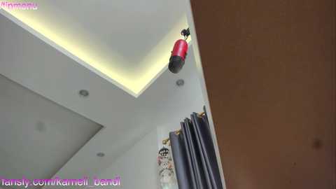 juicyshow @ chaturbate on 20231209