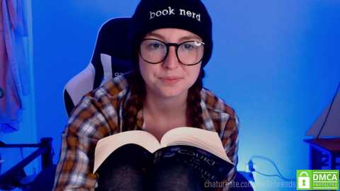 delilahreads @ chaturbate on 20231210