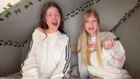 eternal_infinite @ chaturbate on 20231210