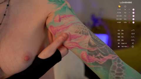 loony_moony @ chaturbate on 20231210