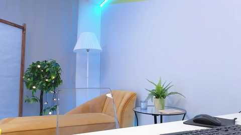 lovlybambi @ chaturbate on 20231210