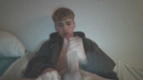 twinkliam03 @ chaturbate on 20231212
