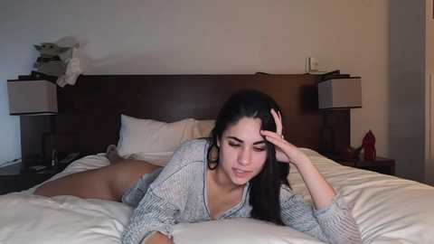 ari_lovexo @ chaturbate on 20231213