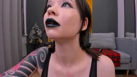 arikajoy @ chaturbate on 20231213