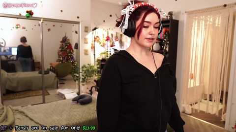 evelynpiers @ chaturbate on 20231215