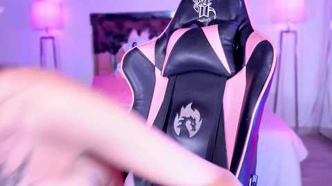 goth_dolll @ chaturbate on 20231215