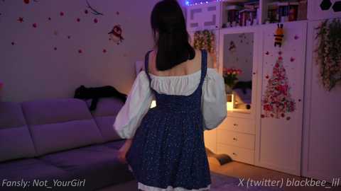 _blackbee_ @ chaturbate on 20231216