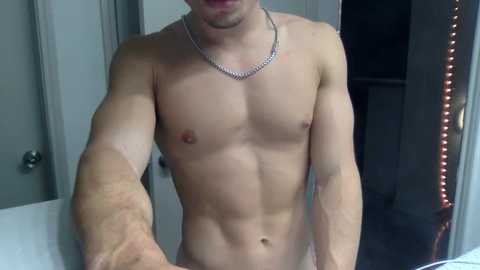dndo21 @ chaturbate on 20231217
