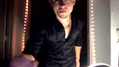 dndo21 @ chaturbate on 20231217