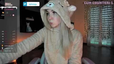 xxxhoneyxx @ chaturbate on 20231217