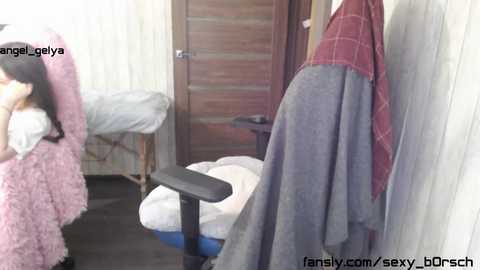 sexy_b0rsch @ chaturbate on 20231218